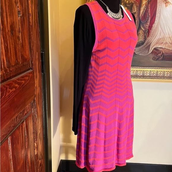 Trina Turk Chevron Pattern Knit Sleeveless Lined Dress, Lined, Large, NWT - Picture 7 of 9